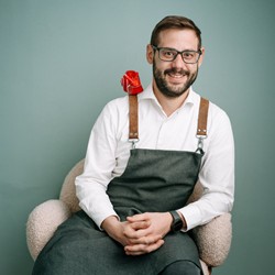 Alex. Mitarbeiter Restaurant
