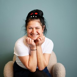 Aurelia. Ist für jeden Spaß zu haben. Aurelia, Mitarbeiterin Etage